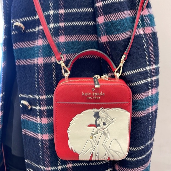 Kate Spade Disney X Kate Spade New York Vanity Cruella Crossbody Bag - Picture 10 of 16